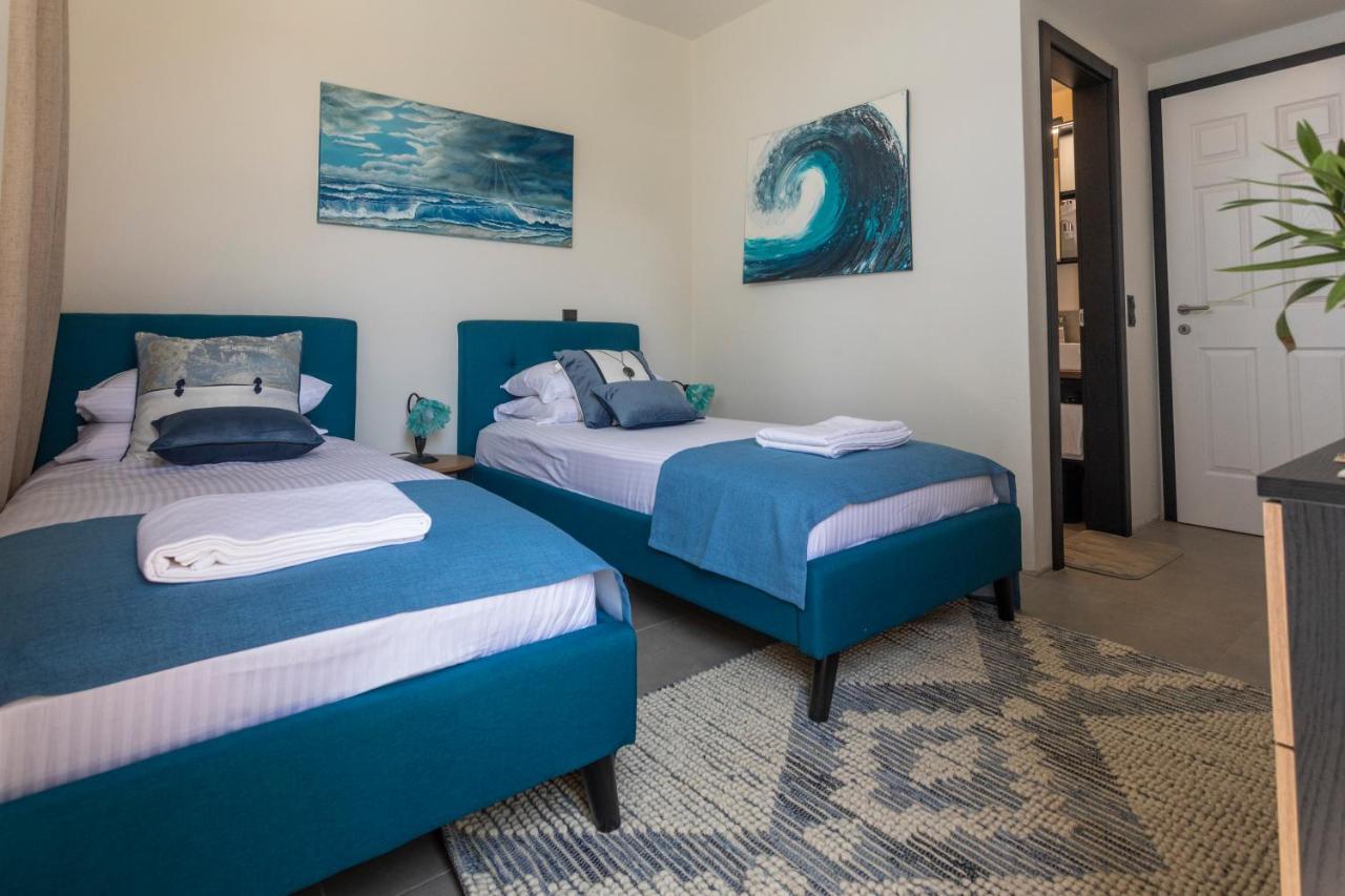 Moni Evaggelistrias Allure Luxury Villas 3&4 Serenity Retreat מראה חיצוני תמונה